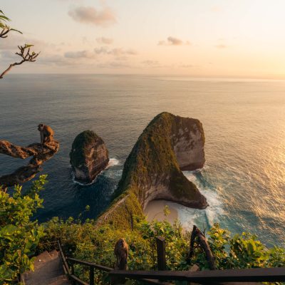 Kelingking-beach-indo-compass